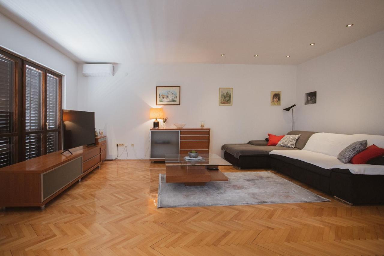 Comfort Sea View Apartment ドゥギ・ラット エクステリア 写真
